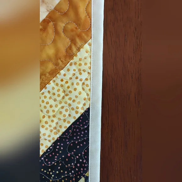 Beautiful Black & Gold! NEW HANDMADE Quilted Batik Table Runner - 12 X 46" - Picture 9 of 10